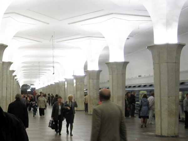 Файл:Я.Г. Лихтенберг, при участии А.Н. Душкина. Станция метро "Кропоткинская". Москва, СССР, 1935.jpg