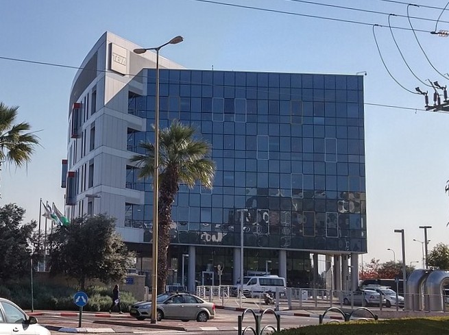 Файл:Teva Kfar Sava 5.jpg