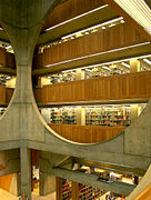 Л. Кан. Академическая библиотека Филипса в Экзетере (Phillips Exeter Academy Library), Экзетер, Нью Хампшир, США (Exeter, New Hampshire, USA), 1971