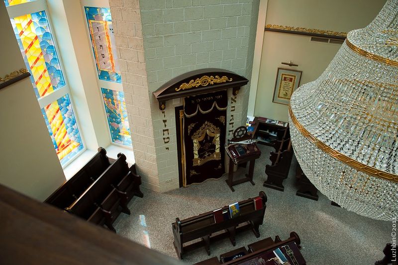 Файл:Интерьер малаховской синагоги.jpg