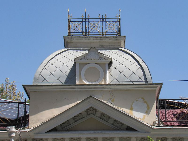 Файл:Коканд, дом Симхаева (педагогический), надстройка.jpg