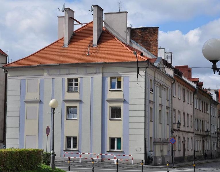 Файл:BożnicaBrzeg.JPG