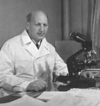 Лев Давидович Лиознер