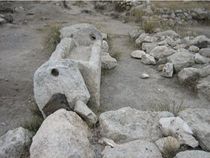 Кормушка для лошадей (ясли) из Мегидо, приблизительно 850 г. до н.э.