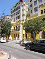 Перестроенный старинный дом на ул. Бальфур в Тель-Авиве, май 2025 г.