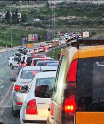 Перекрёсток Гитай Ависар, направление на север, 18 марта 2026 г. после сигнала о ракетном остреле из Ирана.