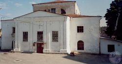 Бывшая хоральная синагога на территории завода