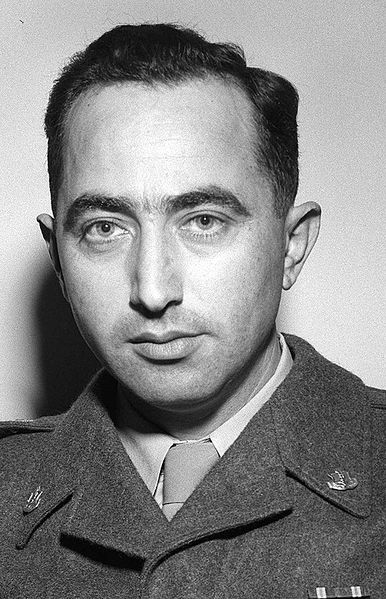 Файл:Mordechai Maklef 1952 (cropped).jpg