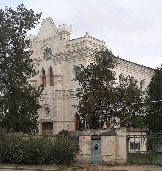 Файл:Simferopol kenassa 2018.jpg