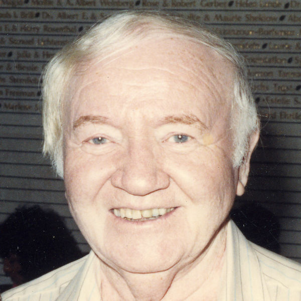 Файл:Элиас Липинер.jpg