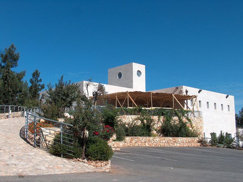 Файл:Alon Shvut winery.jpg