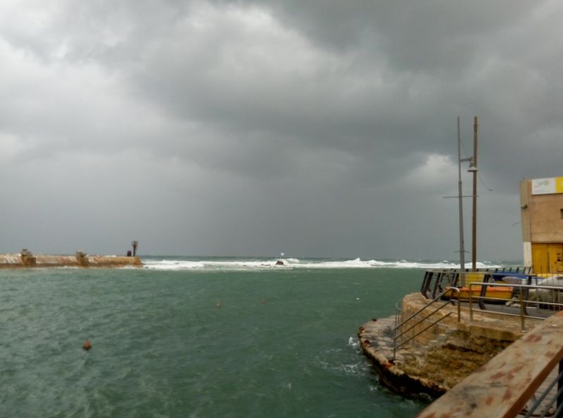 Файл:Море в Яфо.jpg