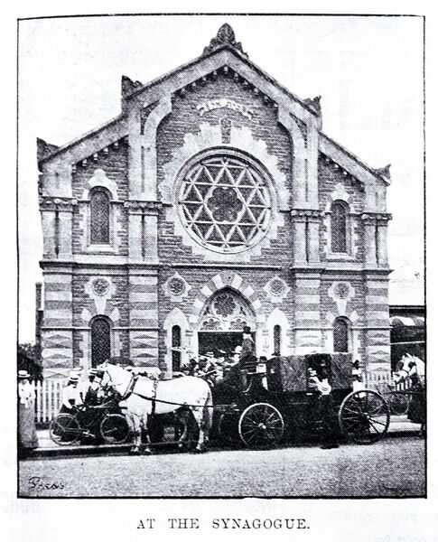 Файл:At the synagogue, Christchurch.jpg
