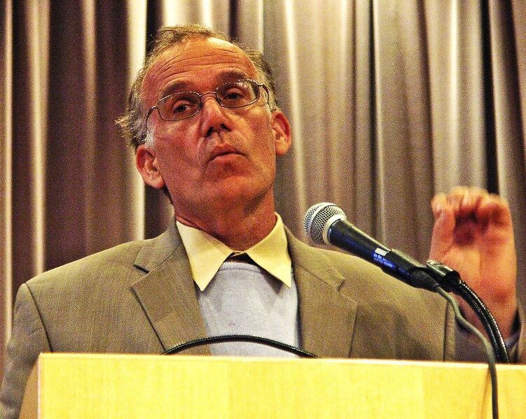 Файл:Victor Davis Hanson.jpg