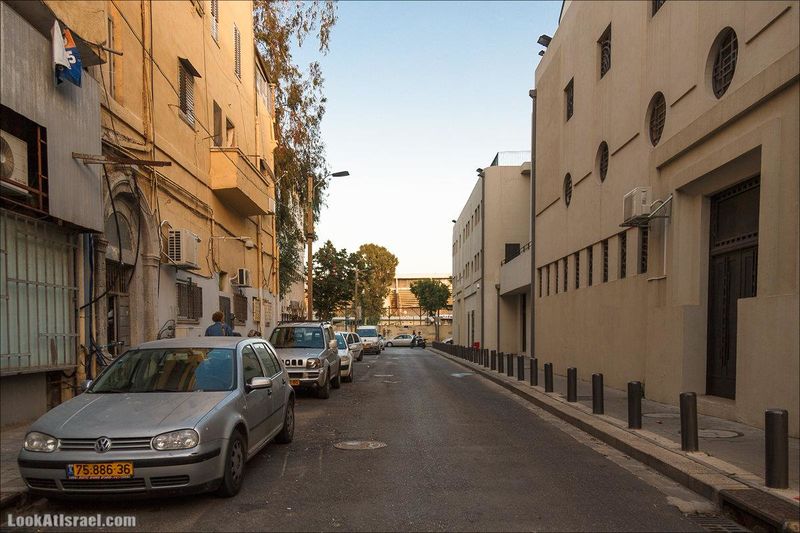 Файл:Sugihara street, Jaffa.JPG