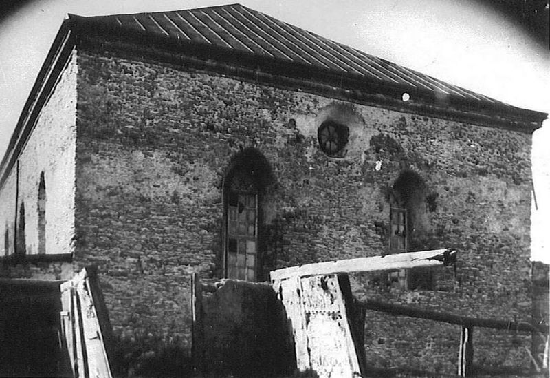 Файл:Sirkes Shul in Medzhybizh.JPG