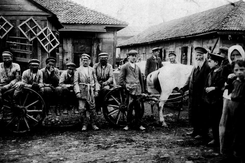 Евреи-извозчики в Корце, Подолия в 1910 году